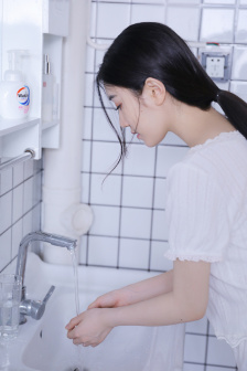 梁医生 不可以 (限)季亭亭笔趣阁
